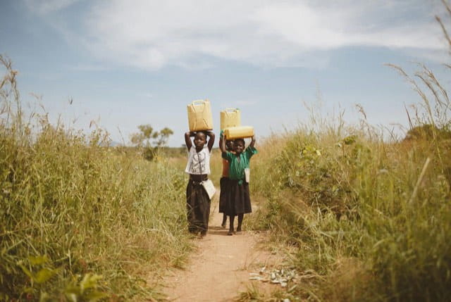 Projet d’accès à l’eau potable en Ouganda
